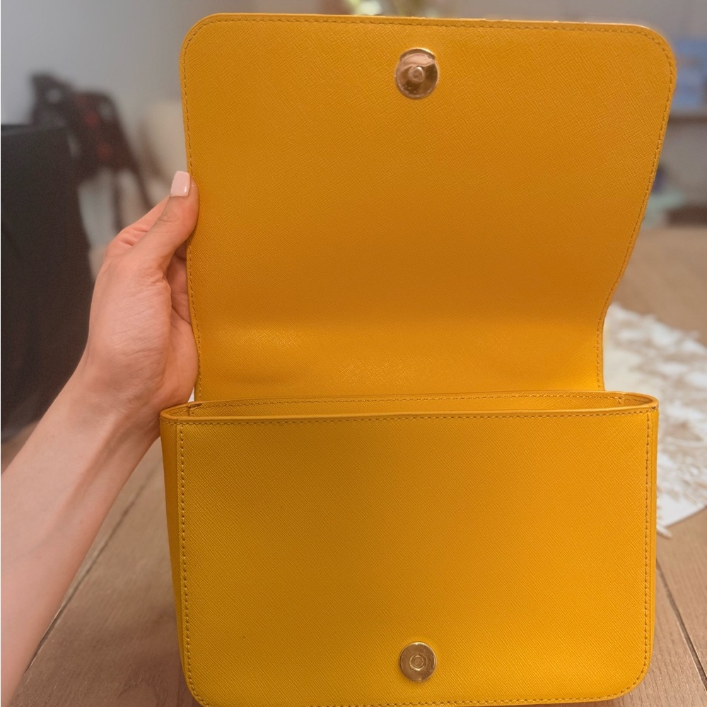 Tory Burch Vibrant Yellow Shoulder Bag - Picture 6 of 11